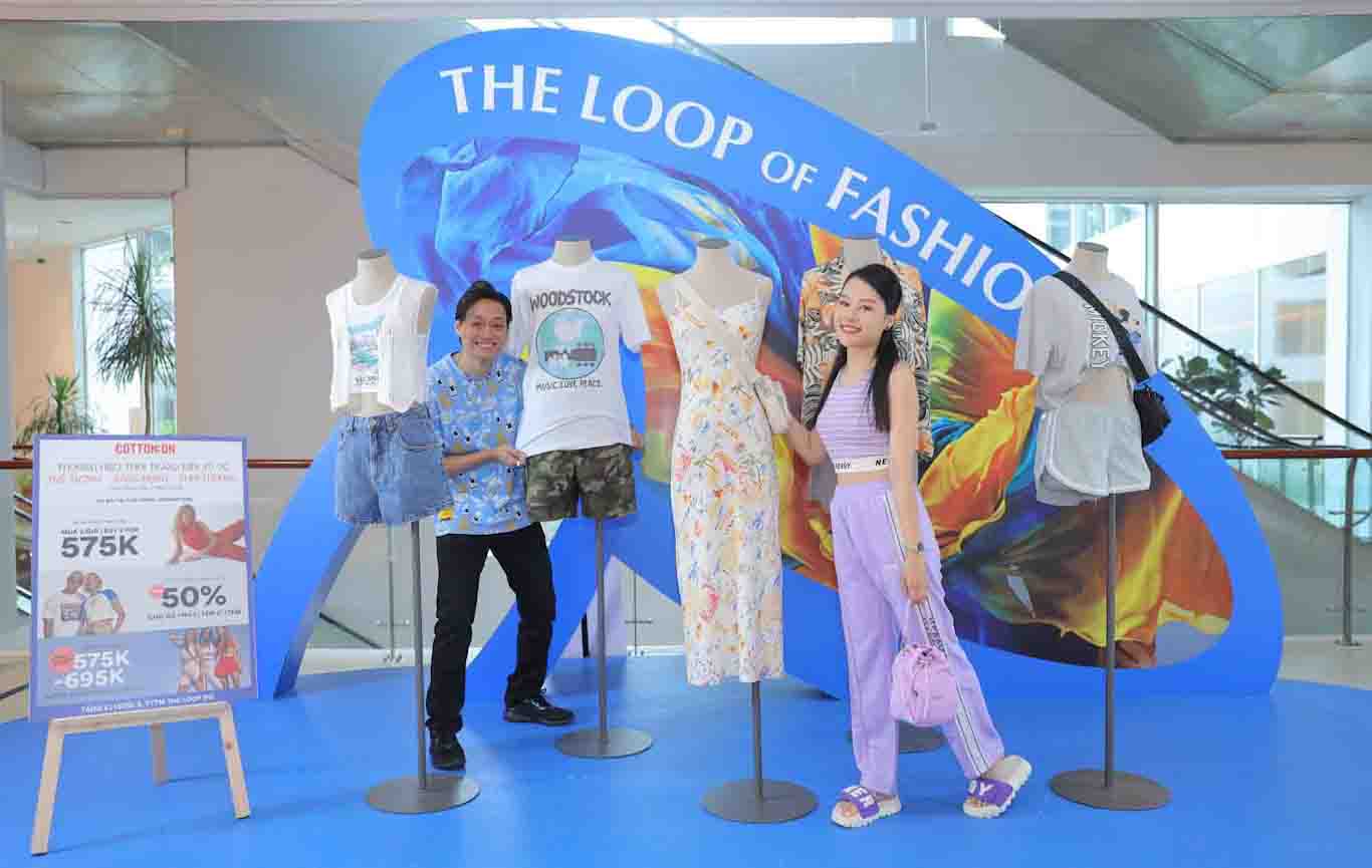 “The Loop of Happiness”- Niềm vui bất tận của du khách tại Hà Nội