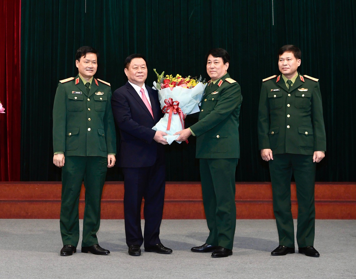 thuong-tuong-nguyen-trong-nghia-giu-chuc-truong-ban-tuyen-giao-trung-uong-1-1613717285.jpg