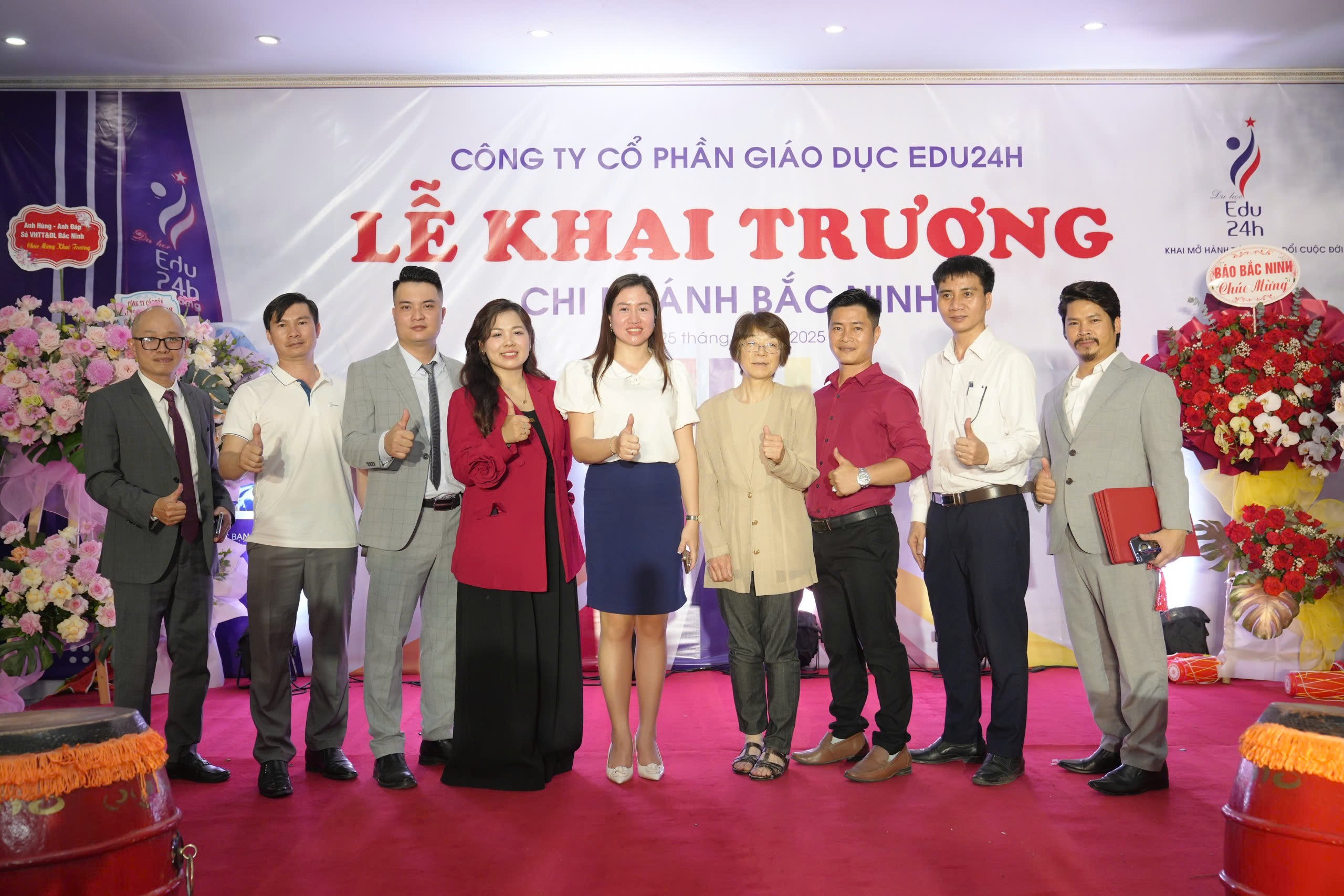 giam-doc-edu24h-thanh-hoa-truong-van-kien-no-luc-mo-co-hoi-tri-thuc-va-viec-lam-cho-thanh-nien-que-huong-dulichvn-2-1746472879.jpg