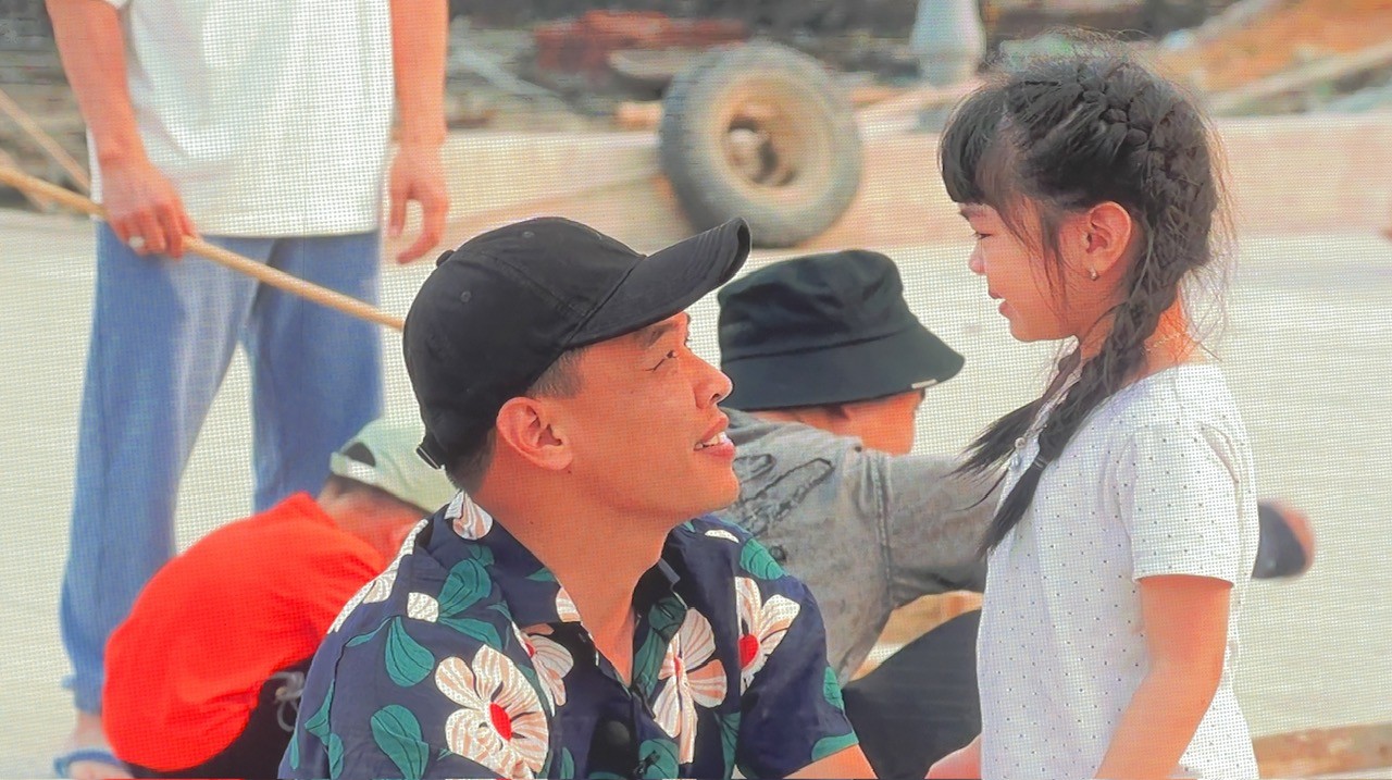 bo-oi-minh-di-dau-the-mua-5-chinh-thuc-tro-lai-voi-dan-cast-moi-day-thu-vi-trung-ruoi-duy-hung-va-neko-le-dulichvn-baodulich-3-1747552960.jpg