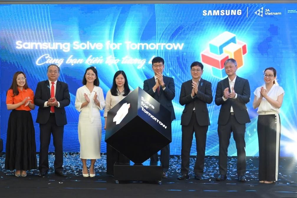 samsung-khoi-dong-cuoc-thi-solve-for-tomorrow-2025-tai-mien-trung-huong-toi-50000-hoc-sinh-tham-gia-dulichvn-baodulich-3-1747830916.jpg
