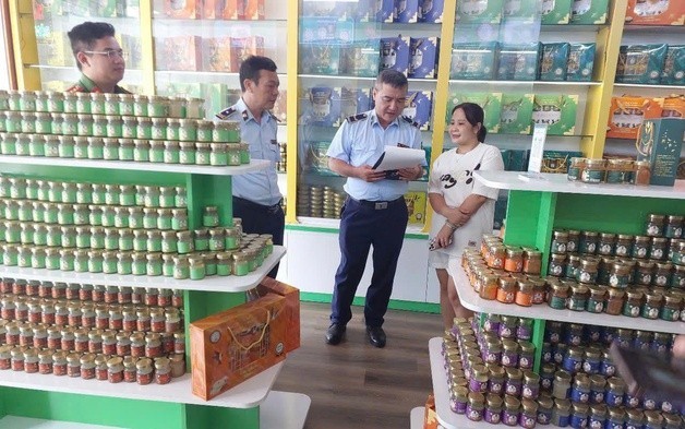 phu-tho-tam-giu-hon-23000-san-pham-yen-sao-tuan-duong-dulichvn-1749321866.jpg