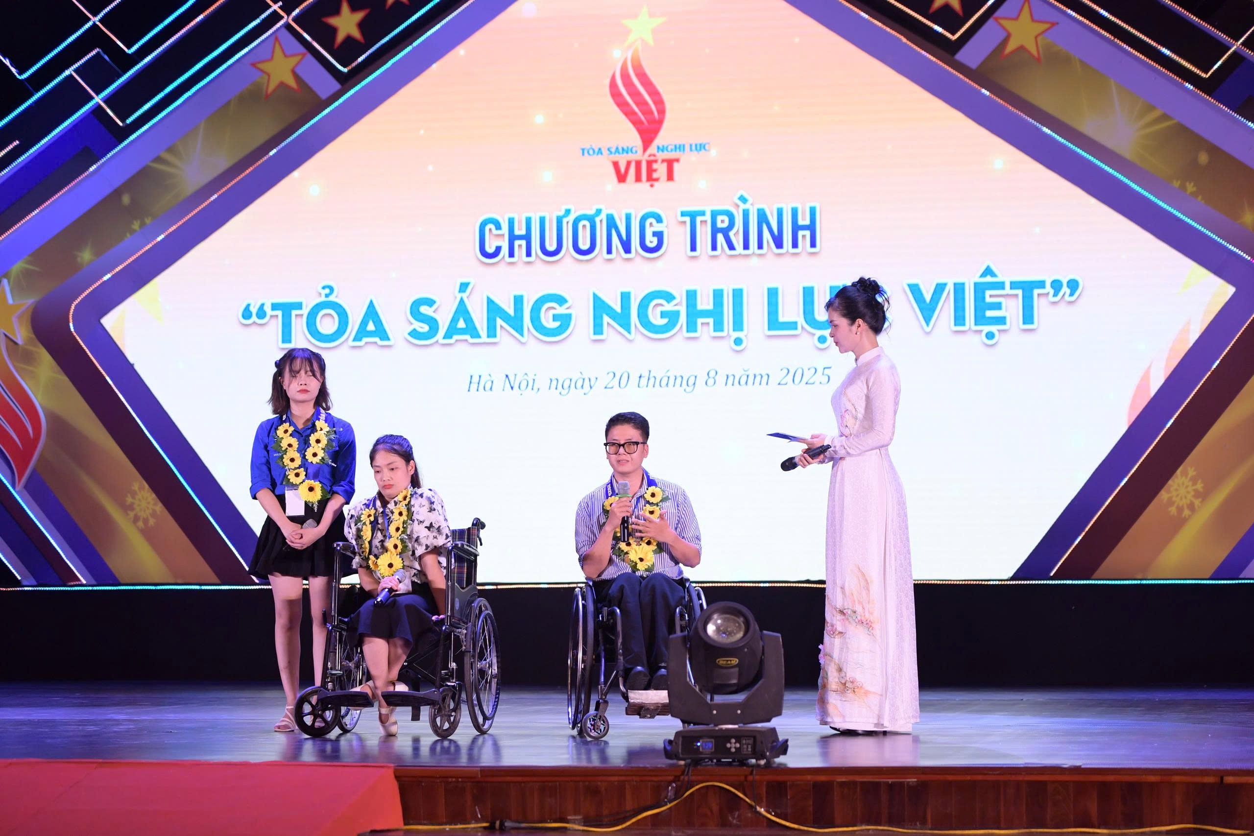toa-sang-nghi-luc-viet-2025-khi-y-chi-mo-loi-khong-ai-bi-bo-lai-phia-sau-dulichvnnet-2-1755760633.jpg