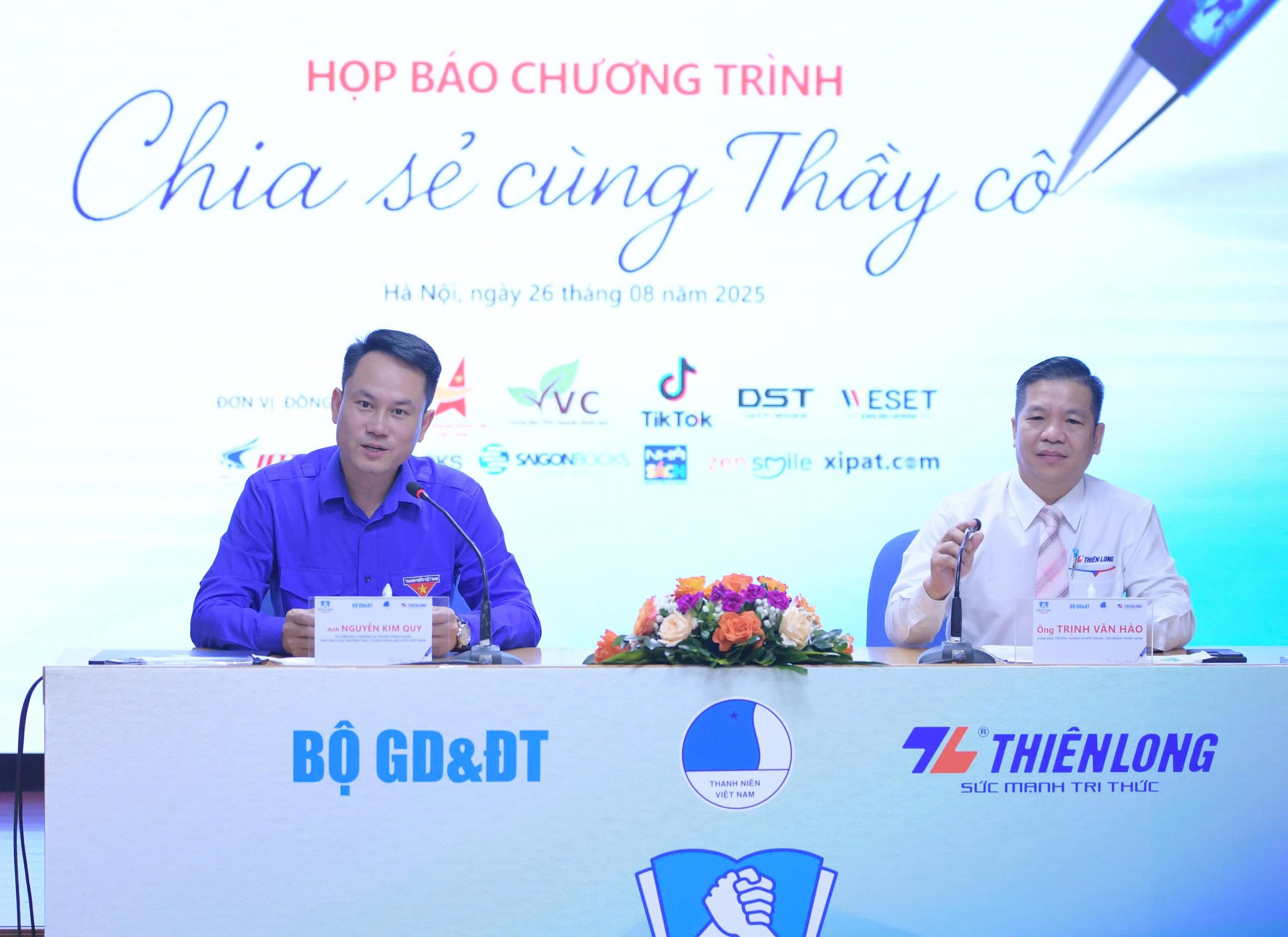 chia-se-cung-thay-co-nam-2025-lan-toa-tinh-than-tri-an-nhung-nguoi-gieo-chu-noi-gian-kho-dulichvnnet-1-1757177924.jpg