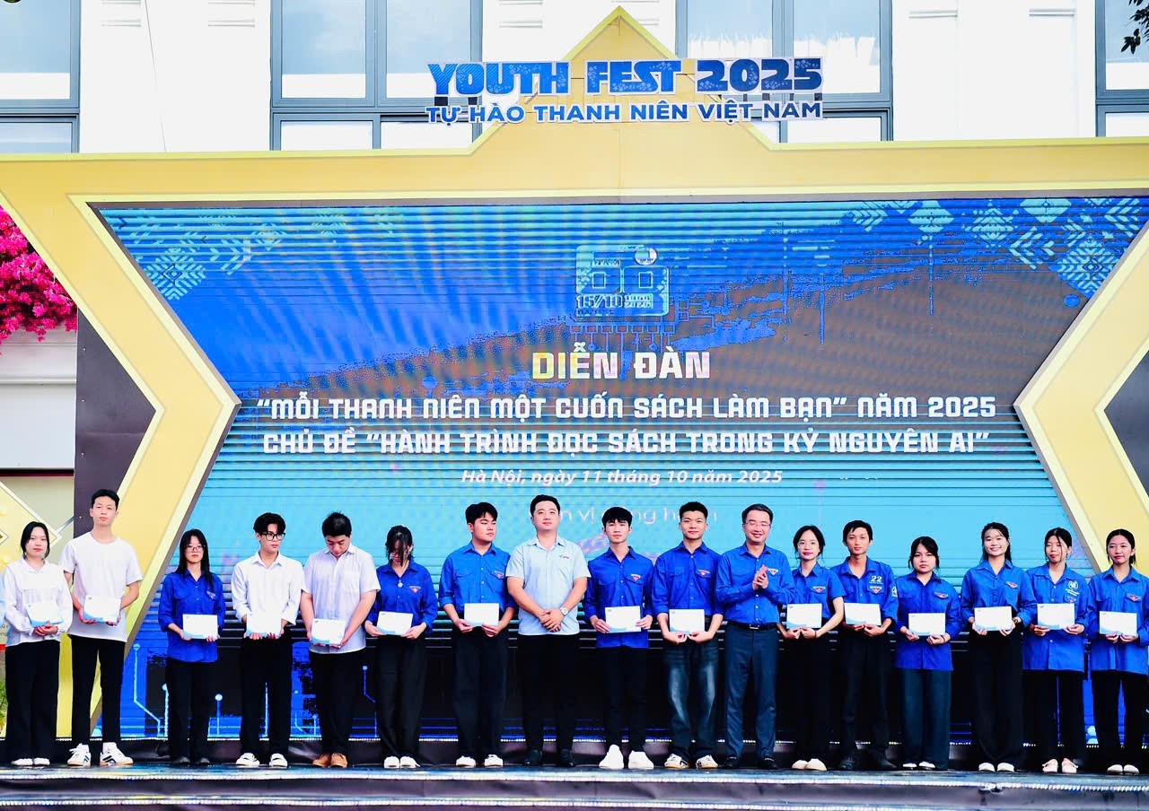 hanh-trinh-doc-sach-trong-ky-nguyen-ai-khi-tri-tue-nhan-tao-tro-thanh-nguoi-ban-doc-moi-cua-gioi-tre-2-dulichvnnetvn-1760293767.jpg