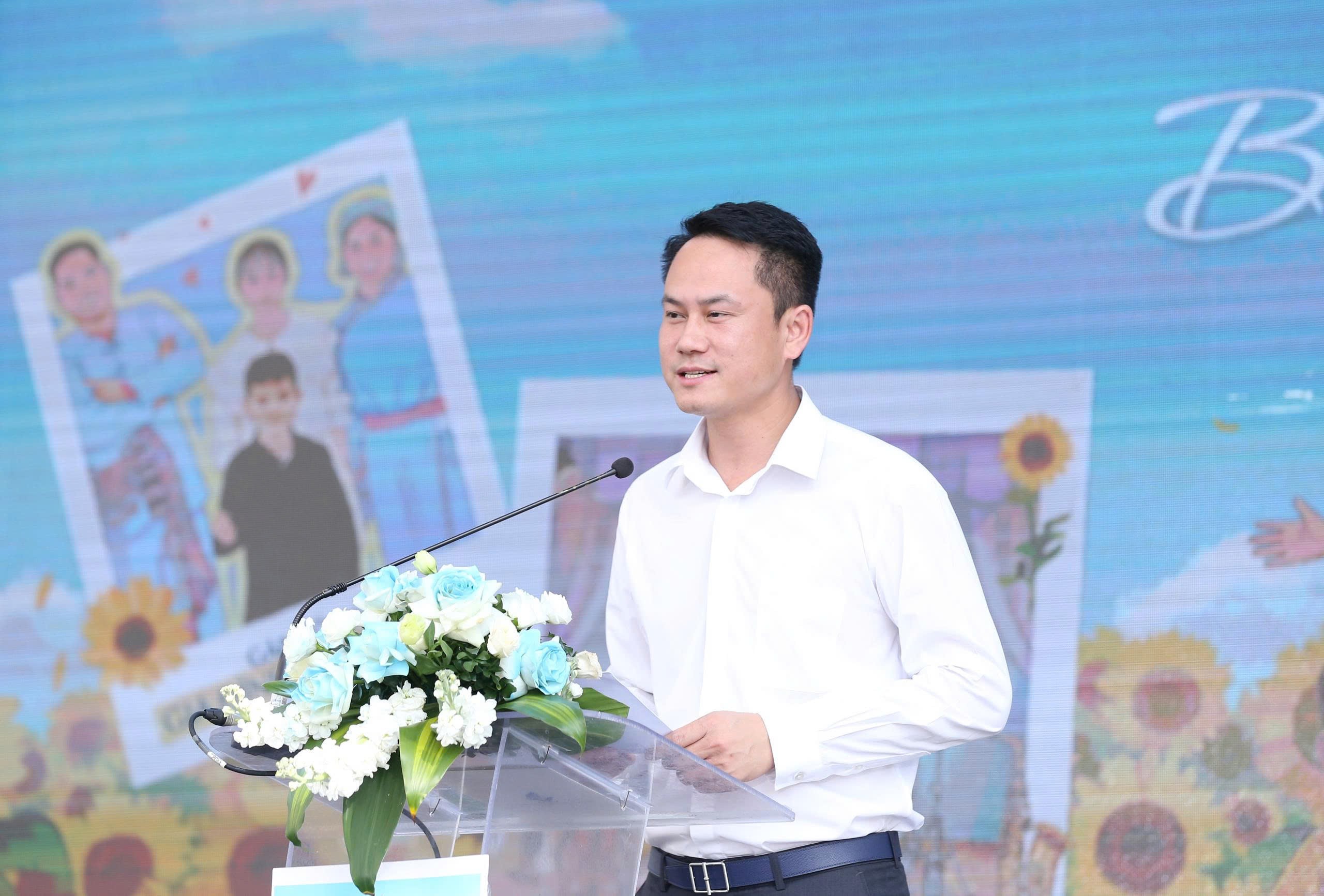 ngay-hoi-gia-dinh-tre-hanh-phuc-2025-viet-tiep-hanh-trinh-yeu-thuong-dulichvnnet-2-1760296894.jpg