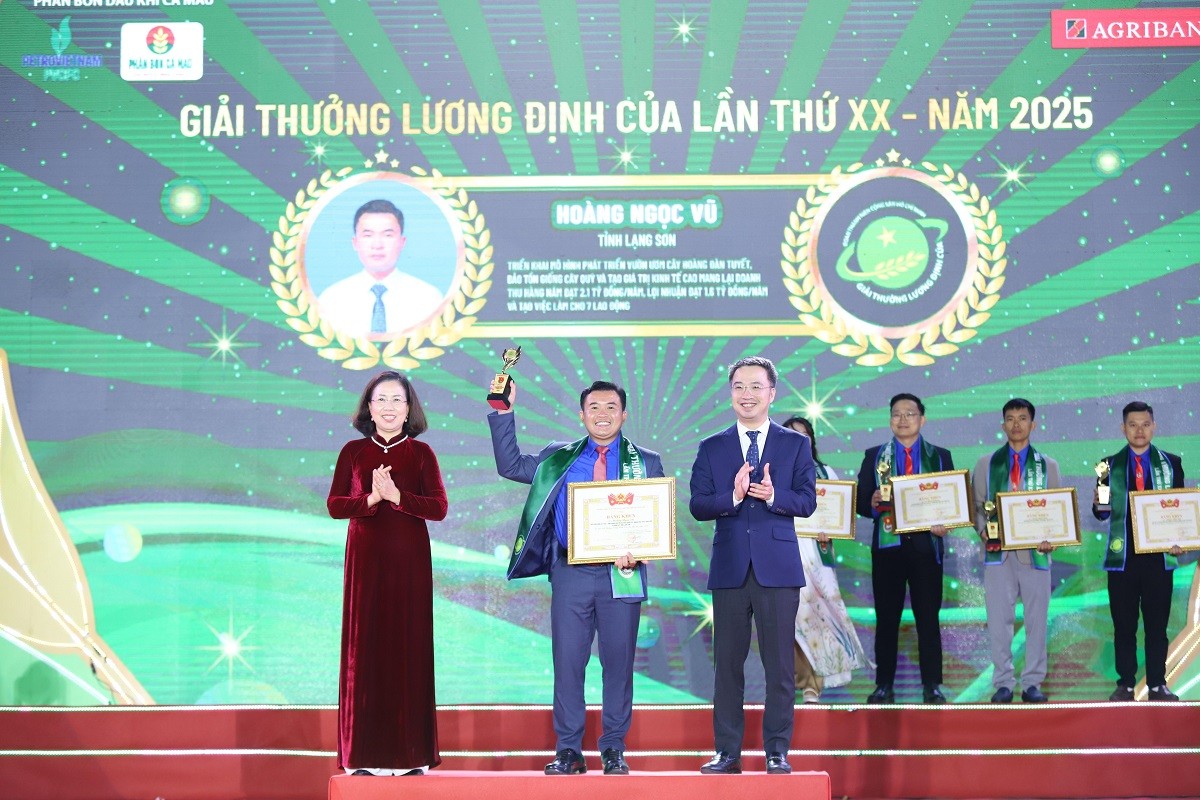 giai-thuong-luong-dinh-cua-2025-vinh-danh-30-thanh-nien-nong-thon-mo-loi-cho-nong-nghiep-ben-vung-dulichvn-3-1766816311.jpg