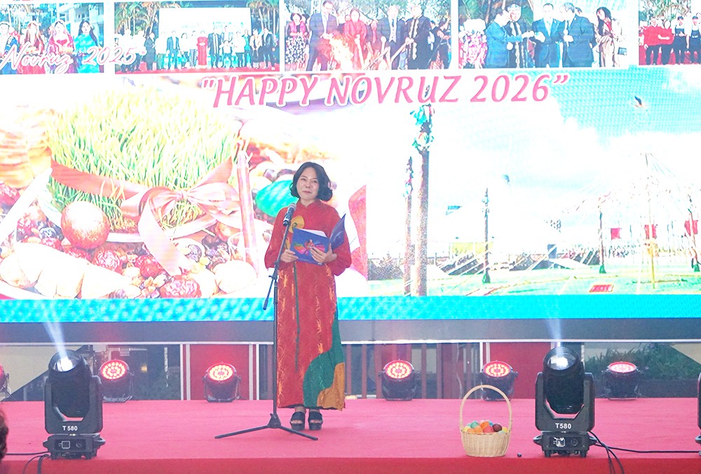 novruz-bayram-2026-nhip-cau-van-hoa-giua-long-ha-noi-dulichvnnet-bia-3-2-1774229605.jpg