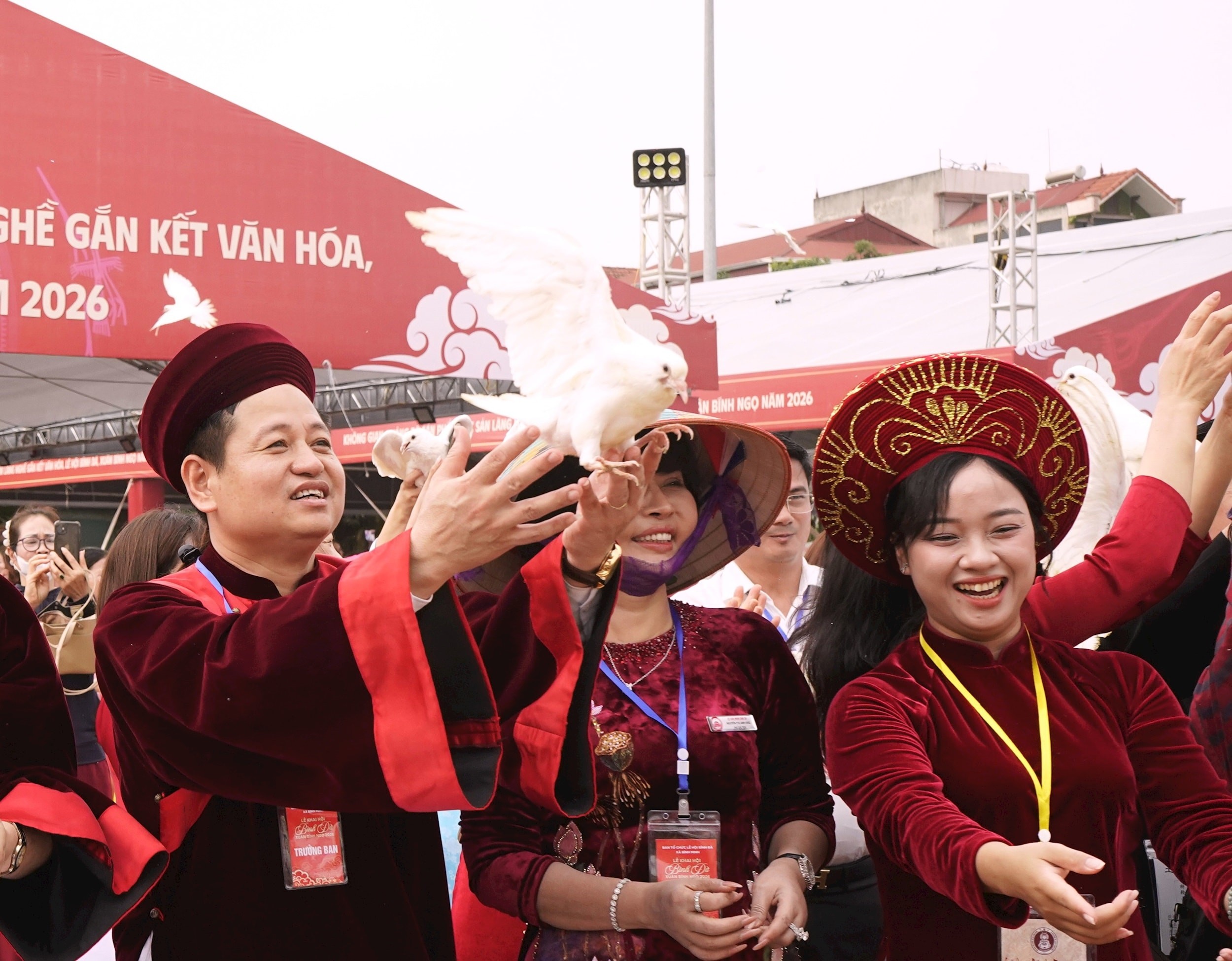 le-hoi-binh-da-2026-trang-nghiem-nghi-le-quoc-tolan-toa-suc-hut-du-lich-van-hoa-coi-nguon-u-dulichvnnetvn-1776868596.jpg