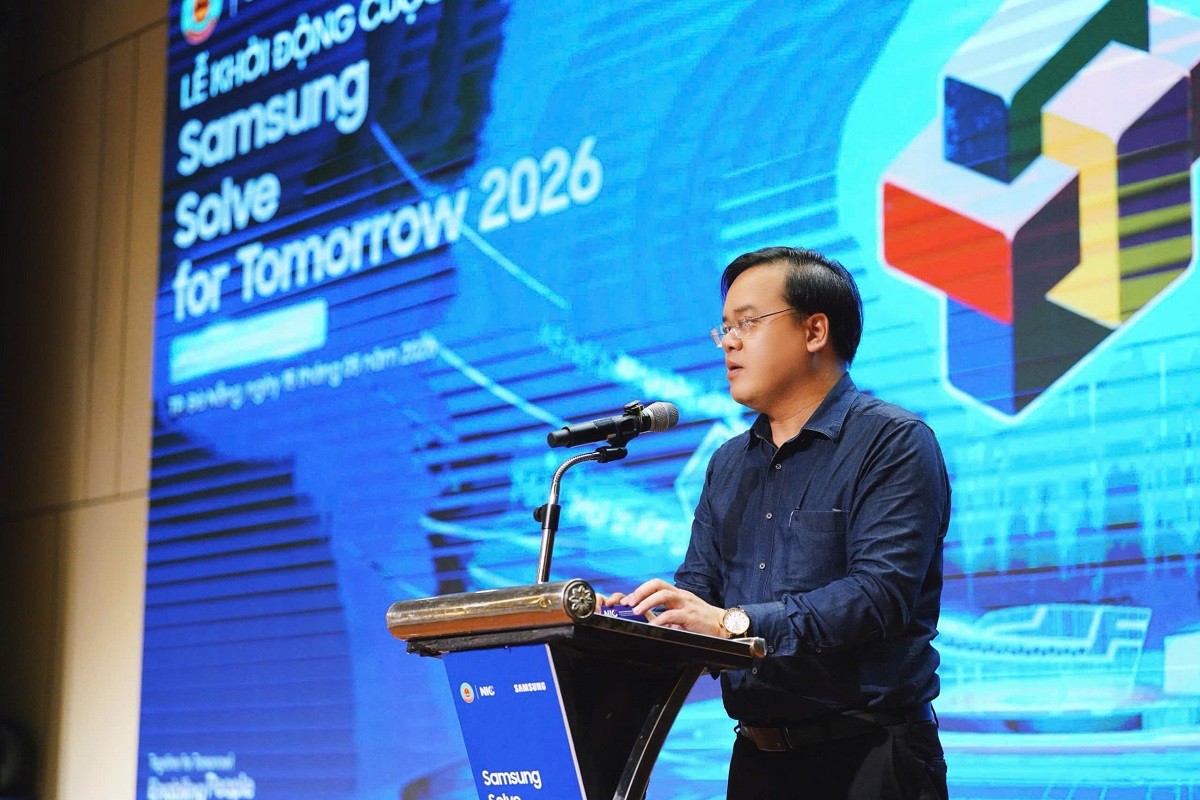 samsung-solve-for-tomorrow-2026-lan-toa-phong-trao-stem-khoi-nguon-doi-moi-sang-tao-cho-hoc-sinh-mien-trung-dulichvnnet-3-1778866188.jpg
