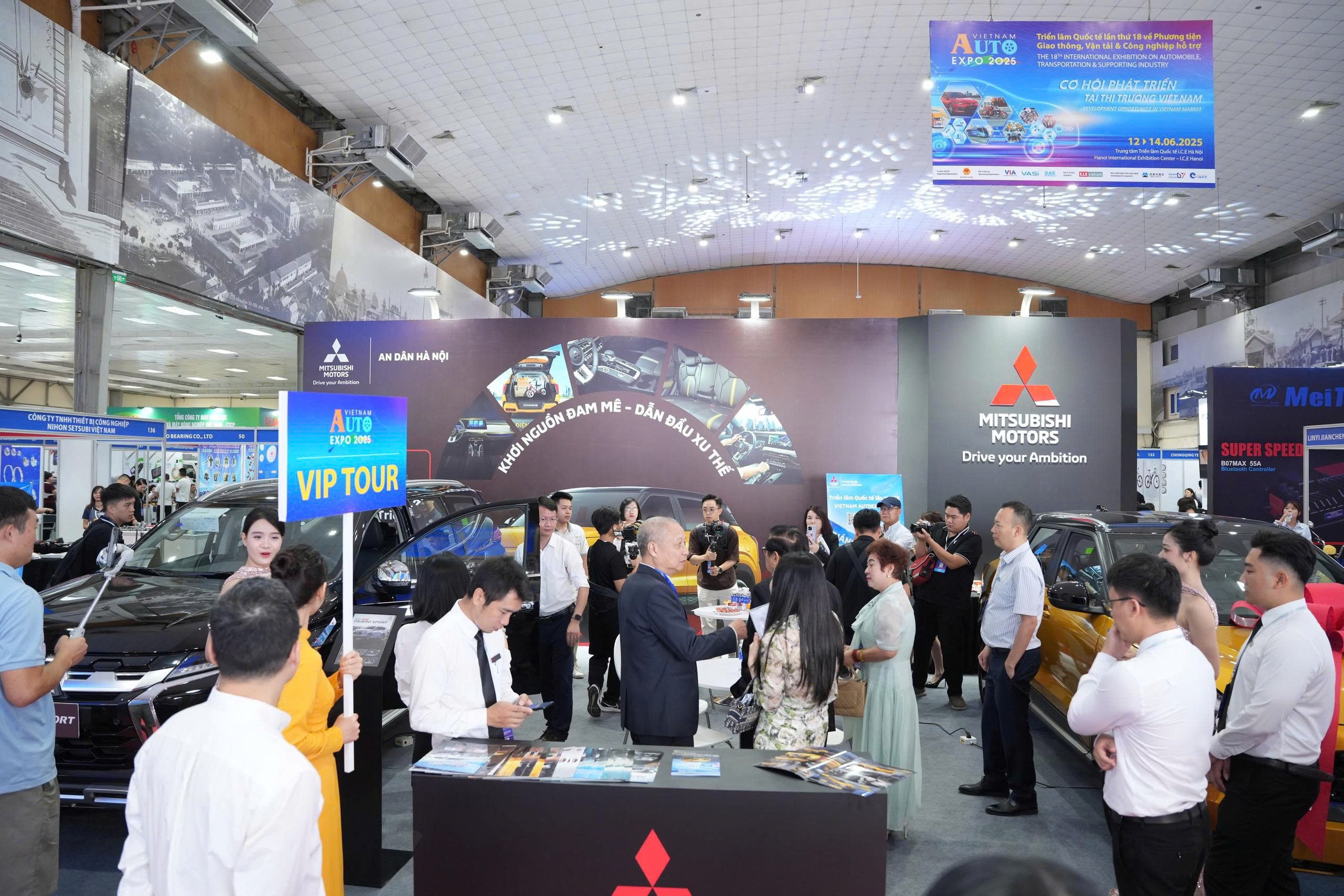 vimexpo-va-vietnam-autoexpo-2026-diem-hen-cong-nghiep-giao-thuong-va-du-lich-mice-tai-ha-noi-3-dulichvnnetvn-1781191047.jpg