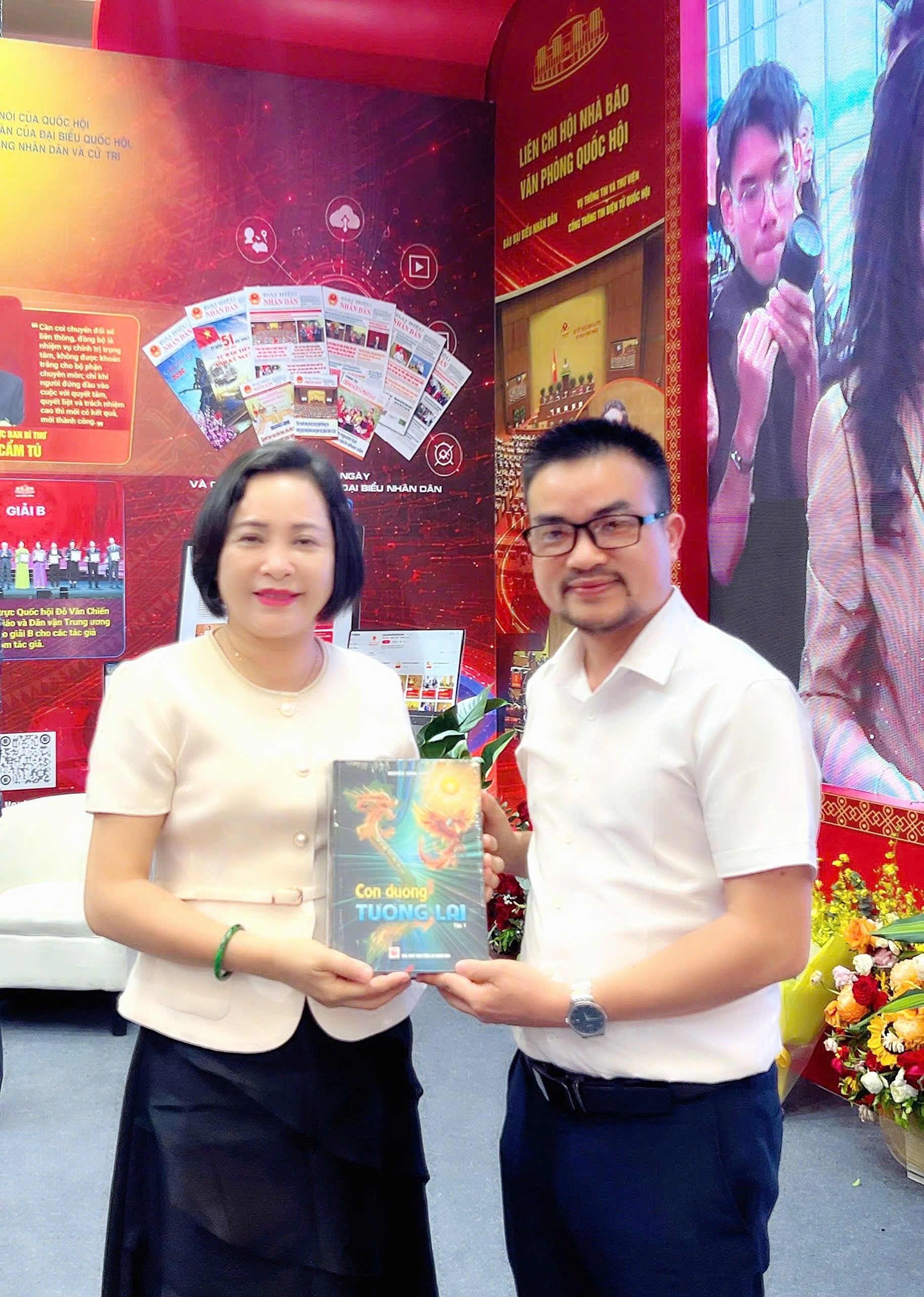 con-duong-tuong-lai-goi-mo-mo-hinh-kinh-te-thong-minh-trong-ky-nguyen-ai-dulichvnnet-4-1782327893.jpg