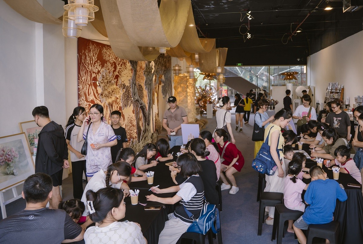parkcity-hanoi-art-camp-2026-khi-nghe-thuat-tro-thanh-nhip-cau-ket-noi-cong-dong-dulichvnnet-8-1783876816.jpg