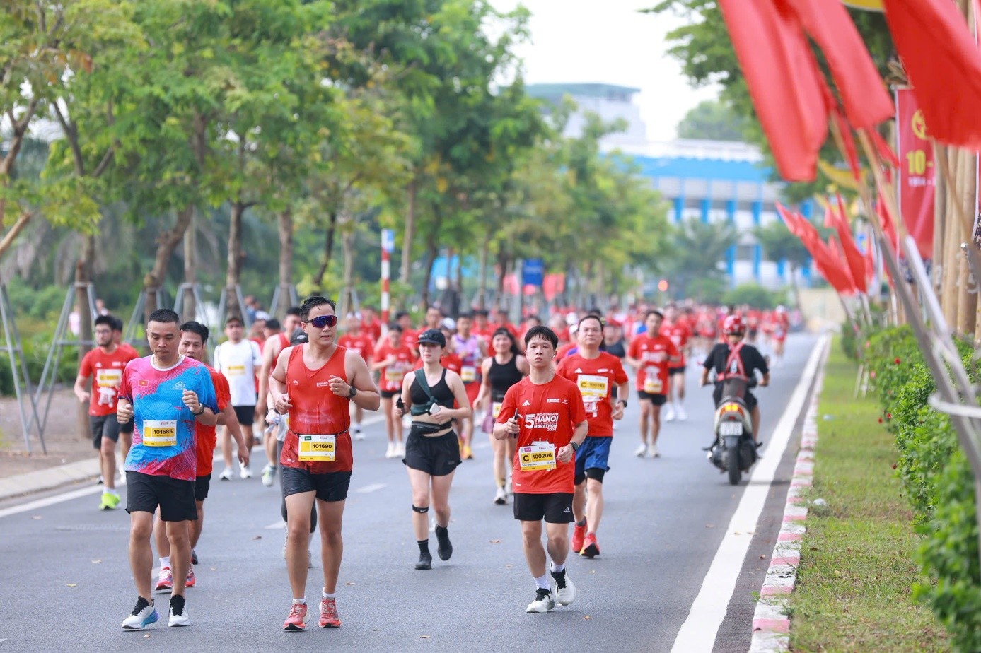 marathon-ha-noi-techcombank-2026-nhip-chay-qua-mien-di-san-thu-do-2-dulichvietnam-dulichvn-1791131508.jpg