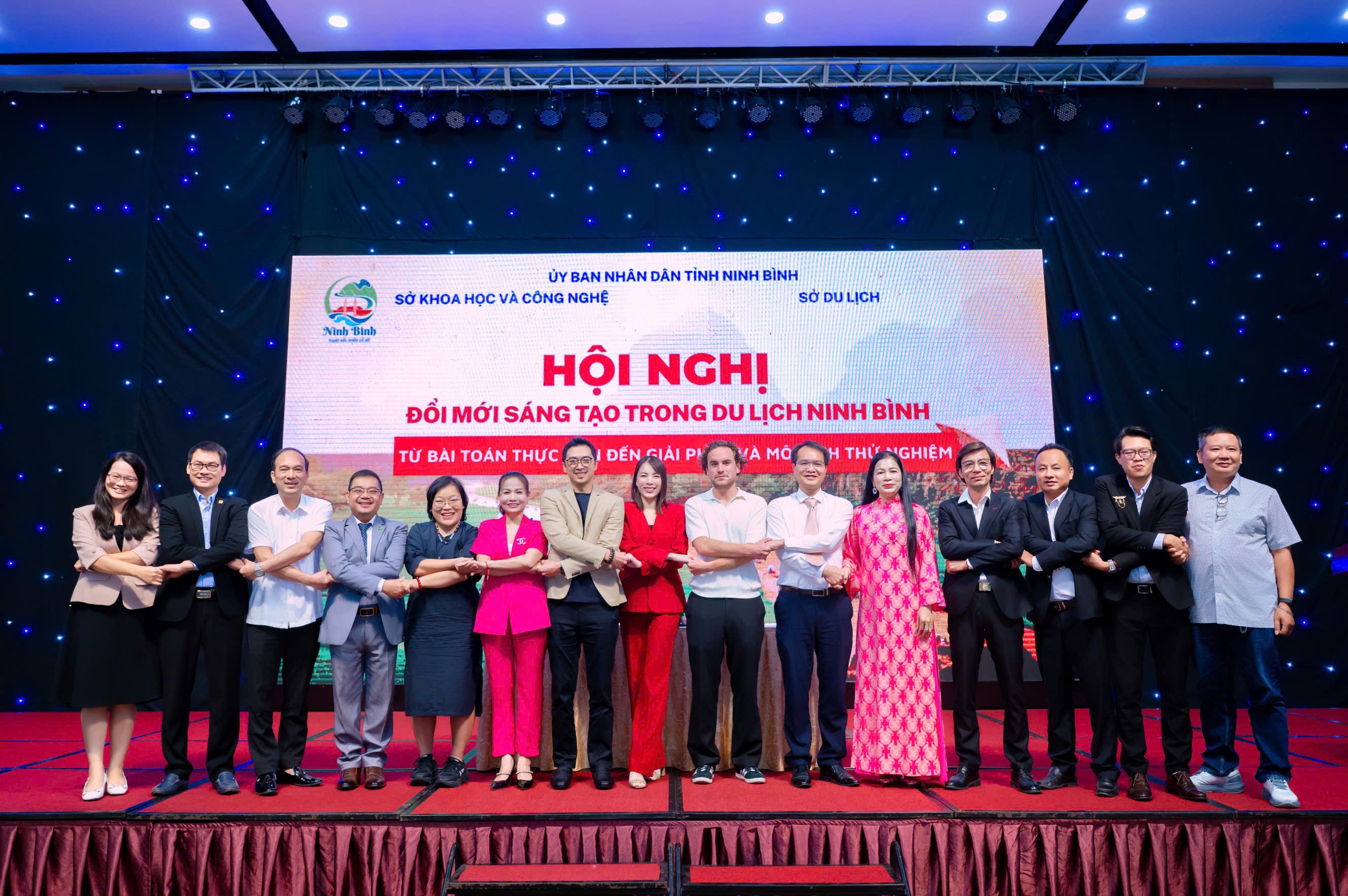 doi-moi-sang-tao-du-lich-ninh-binh-de-khach-o-lau-hon-dulichvnnet-2-1792250460.jpg