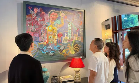 Triển lãm mỹ thuật “Họa sắc yêu thương” và câu chuyện ươm mầm nghệ thuật trong một gia đình