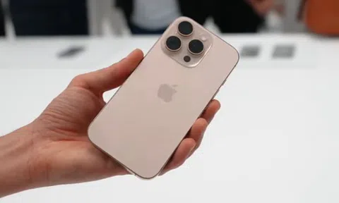 Giá iPhone 16 Pro Max lần đầu xuống dưới mức 30 triệu đồng, thay đổi cục diện thị trường tại Việt Nam