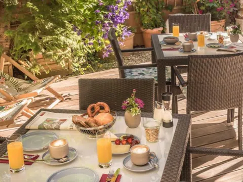 Gợi ý các điểm đến tuyệt vời trên thế giới cho Ngày quốc tế bia