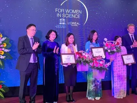 “Giải thưởng L’Oréal – UNESCO” Vì sự phát triển phụ nữ trong khoa học vinh danh nhà khoa học nữ xuất sắc năm 2022