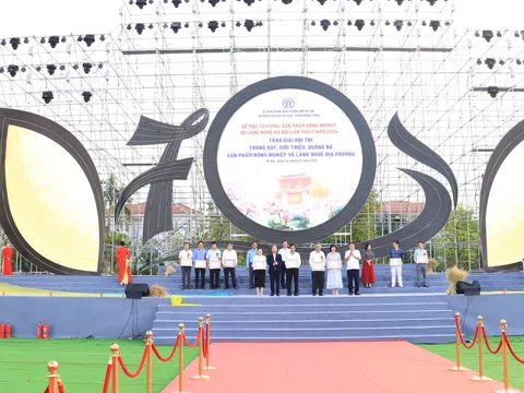 Thúc đẩy xây dựng NTM và bảo tồn không gian cộng đồng làng quê từ 'Festival sản phẩm nông nghiệp và làng nghề Hà Nội’