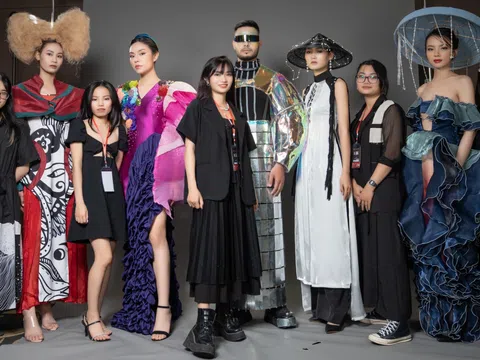 Ngắm nhìn những thiết kế ấn tượng của sinh viên ĐH Mở Hà Nội tại Lễ công bố Vietnam International Fashion Tour