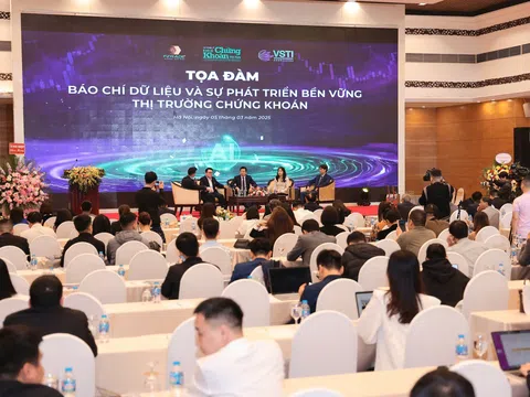 'Báo chí dữ liệu và sự phát triển bền vững thị trường chứng khoán'