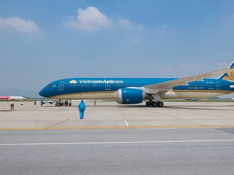 Người tiêm 1 mũi vắc xin đi máy bay, tàu hỏa không phải xét nghiệm