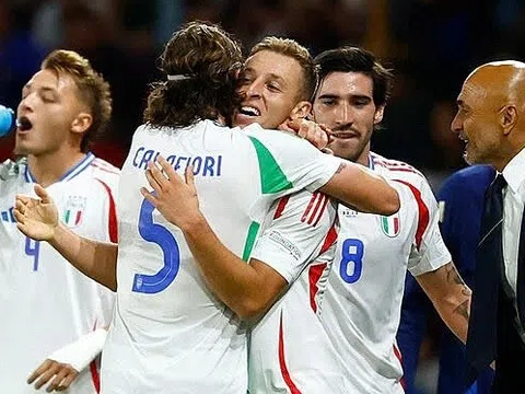 Tuyển Italy thắng trên sân Pháp sau 70 năm