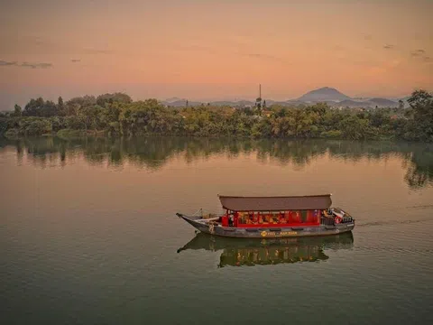 Azerai La Residence Huế ra mắt dịch vụ du thuyền thưởng ngoạn sông Hương