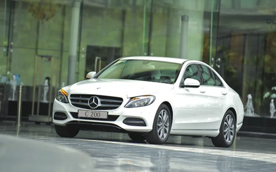 Mercedes-Benz triệu hồi gần 1.800 xe do lỗi hộp điều khiển động cơ